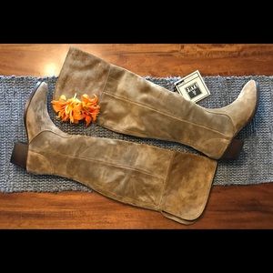 Frye Clara OTK Heeled Cashew Fashion Boots Size 7